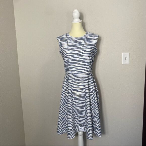 Chetta B Blue & white Striped Textured Sleveless Fit & Flare Dress Womens Size 6 - Picture 16 of 16
